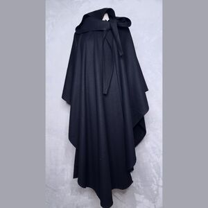 Vintage 70s MJ SEATTLE Black Hooded Cape One Size *Short 47" 100% Merino Wool